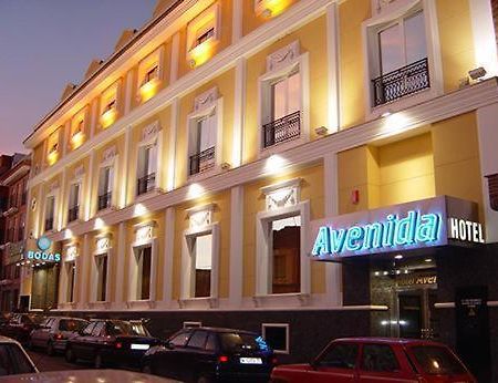 Hotel Avenida Leganes Luaran gambar