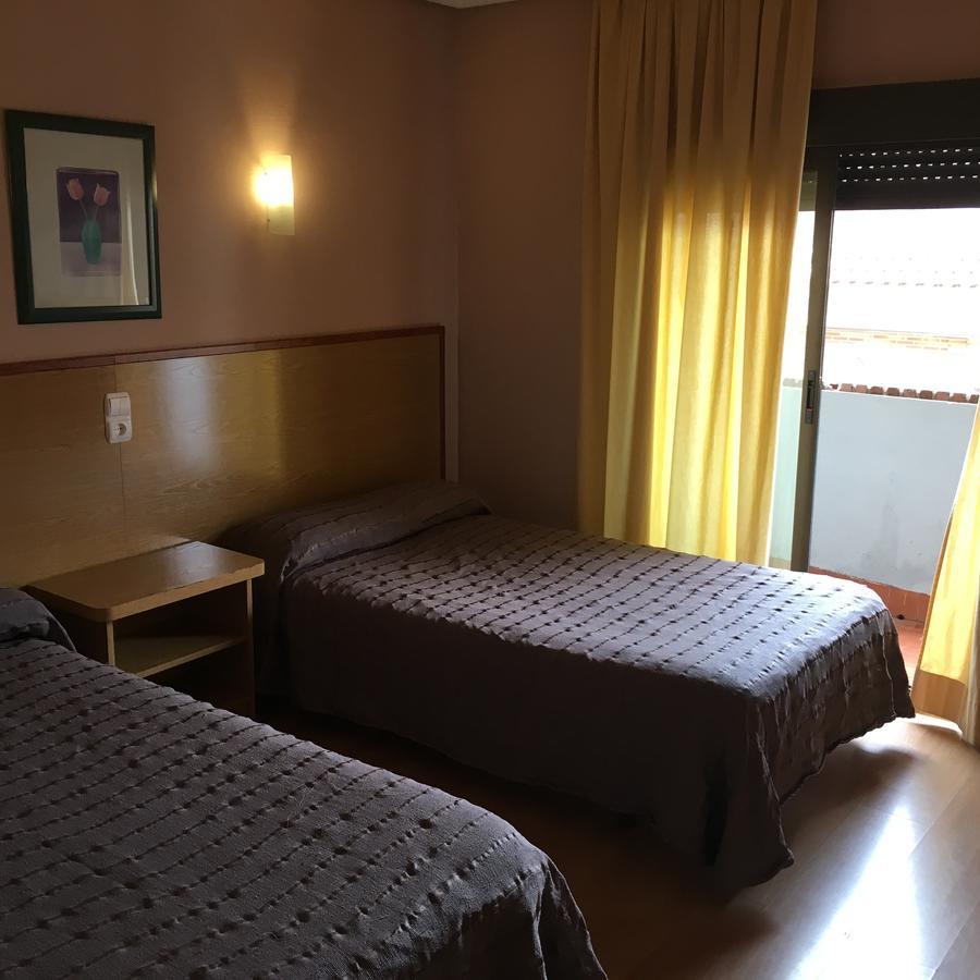 Hotel Avenida Leganes Luaran gambar