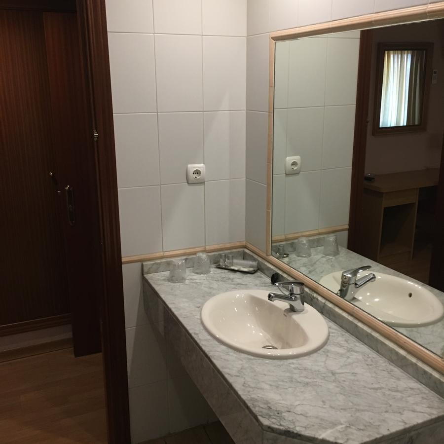Hotel Avenida Leganes Luaran gambar